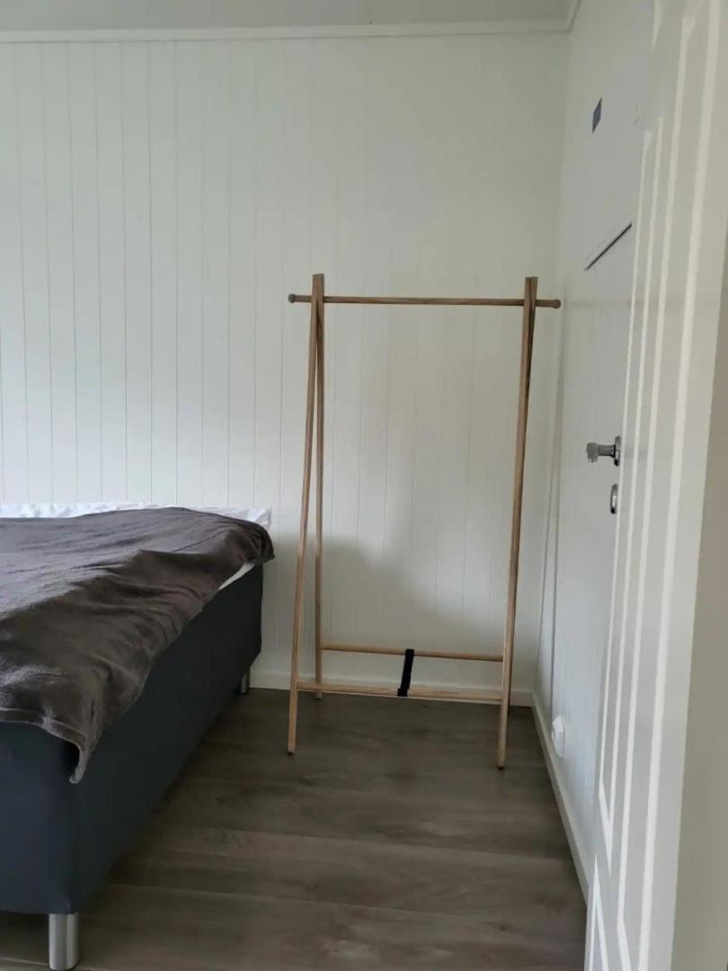 Spektakulaer Rorbu I Autentiske Omgivelser Ballstad Buitenkant foto